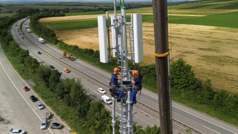 40-Meter-Funkturm bei Alzey an nur einem Tag errichtet