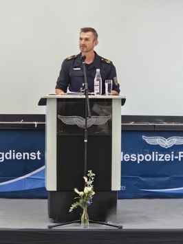BPOLD 11: „Mission Completed“: Lizenzübergabe an die Absolventen des 43. Ausbildungslehrgangs für Pilotinnen und Piloten des Bundes und der Länder