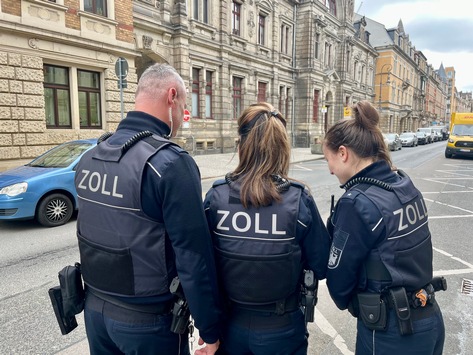 HZA-DD: Einsatz der Finanzkontrolle Schwarzarbeit in Pirna / Zoll prüft im Frisör- und Kosmetikgewerbe
