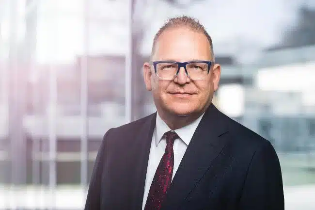 Frank Klomfaß neuer Vorstandsvorsitzender der Raiffeisenbank Hochtaunus