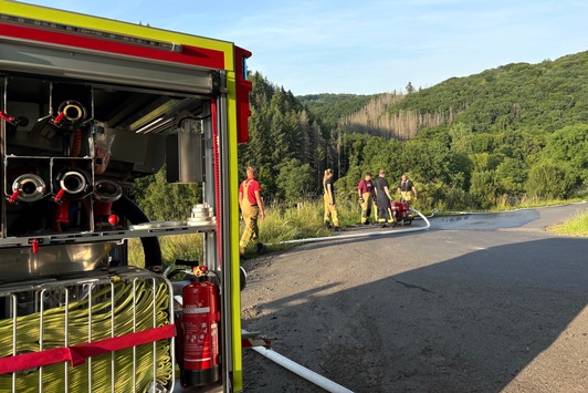 FW VG Asbach: Auf Waldbrände vorbereitet: Einheiten üben gemeinsam