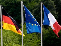 „Wichtigster Partner in Europa“: Schwere Krise in Frankreich schreckt deutsche Wirtschaft auf