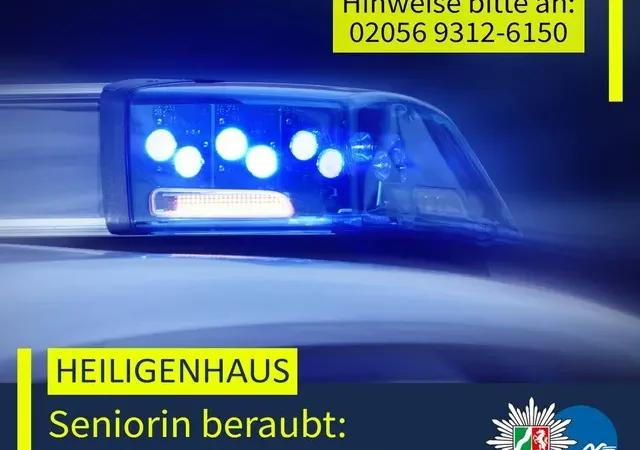Seniorin an Bushaltestelle beraubt