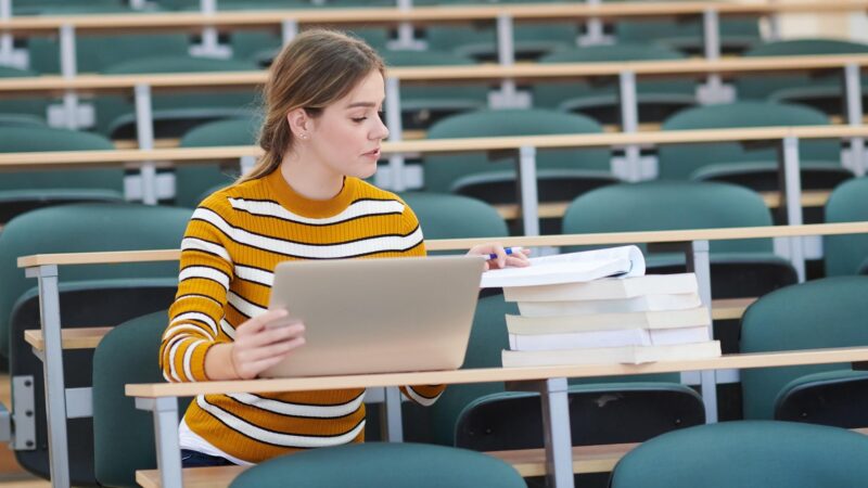 Private Hochschulen boomen – Eliteprojekt oder Bildung für alle?