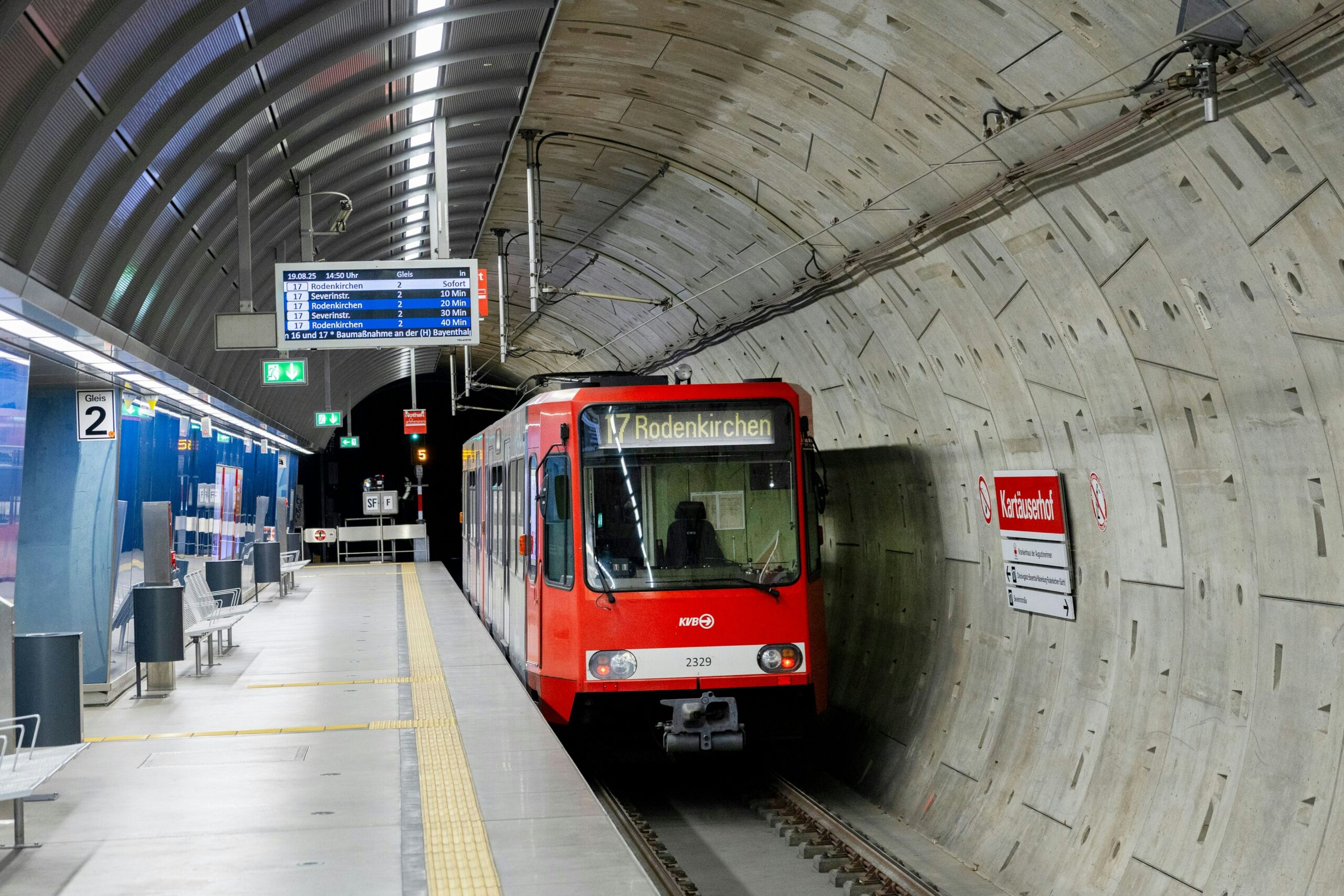 Kölner Nahverkehr: Warum so viele Bahnen und Busse der KVB zu spät kommen und ausfallen