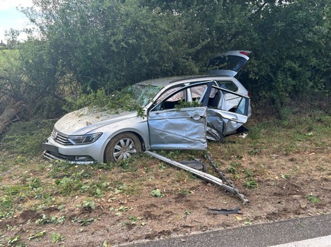 POL-PIKUS: Zwei Leichtverletzte bei Verkehrsunfall