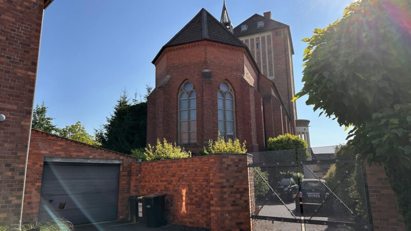 Von Adelsgütern zu Kirchen: Historische Spuren auf der sechsten Tour des Kulturpfads Rodenkirchen