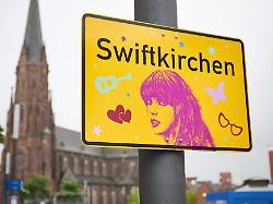 „We have the perfect place“: Schalke-Arena bietet Taylor Swift und Travis Kelce Hochzeitslocation an