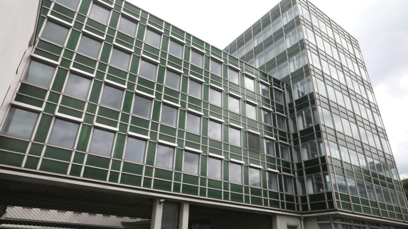 Prüfbericht zur Kaufhof-Zentrale: Kölner Ratsfraktionen fühlen sich bei Verlängerung des Mietvertrags übergangen