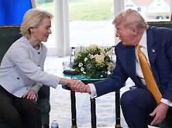 „Stabilität statt Eskalation“: Von der Leyen verteidigt Zoll-Abkommen mit Trump