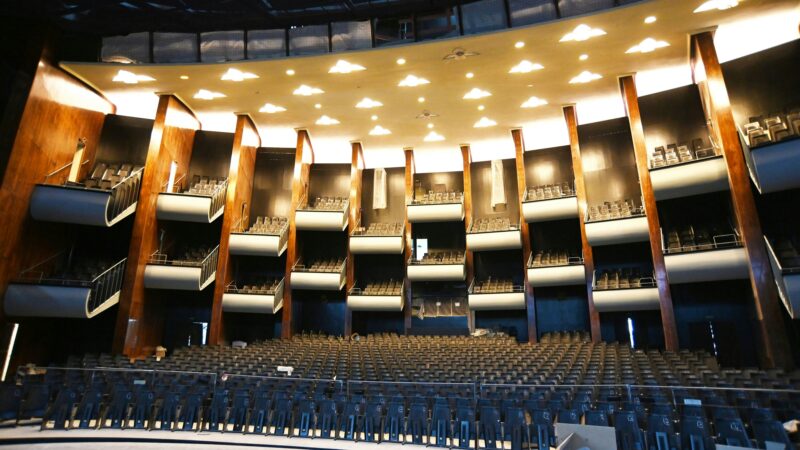 Neuer Bühnen-Direktor: Mehrheit im Rat entscheidet für Bernd Fülle – Kritik an Vorgang wird lauter