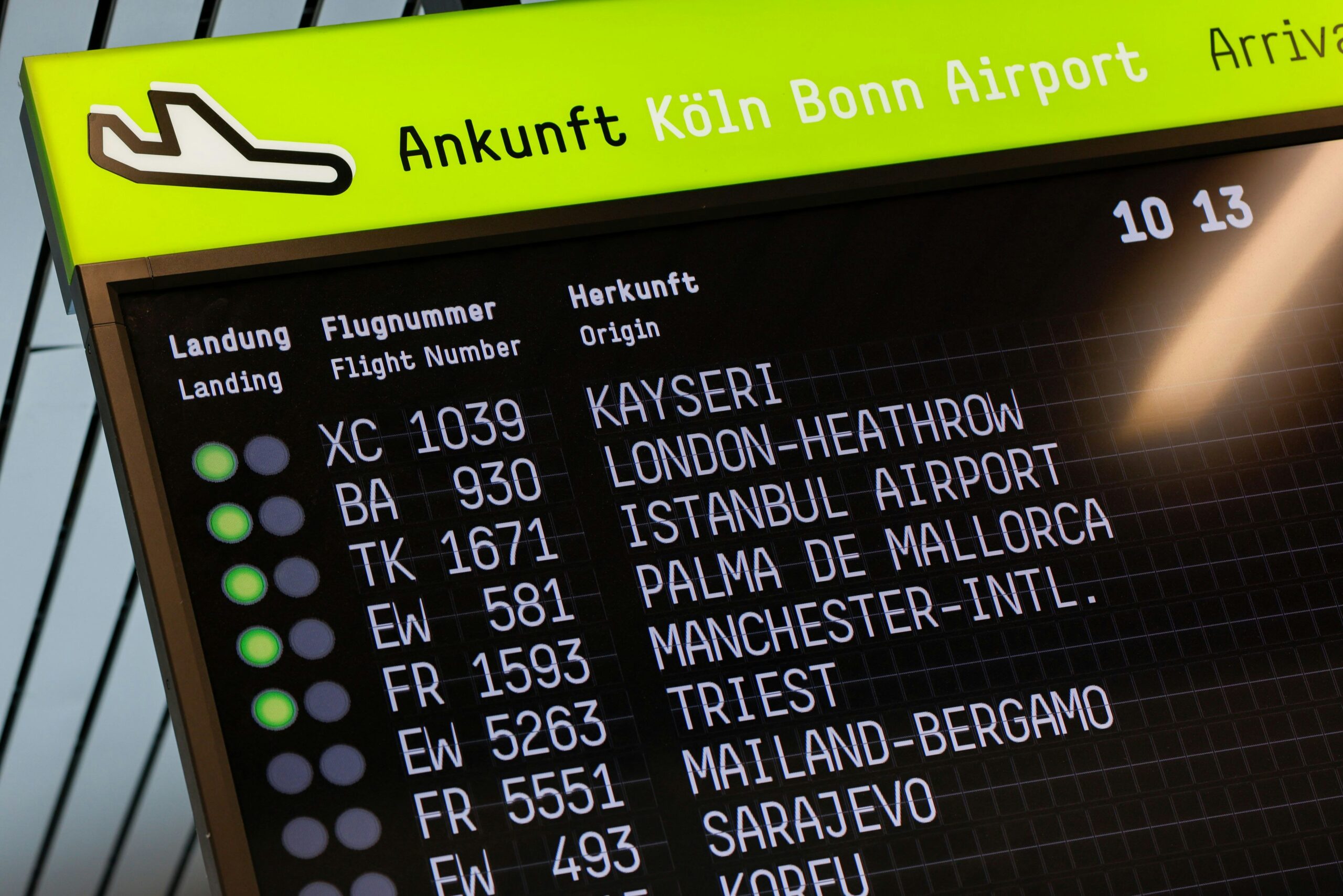 Sommerferien 2025: 1,7 Millionen Reisende – Flughafen Köln/Bonn zieht positive Bilanz