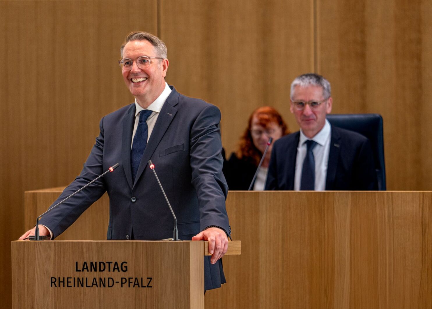 RLP-Nachtragshaushalt 2025/2026: Land kündigt Milliardenunterstützung für Kommunen an