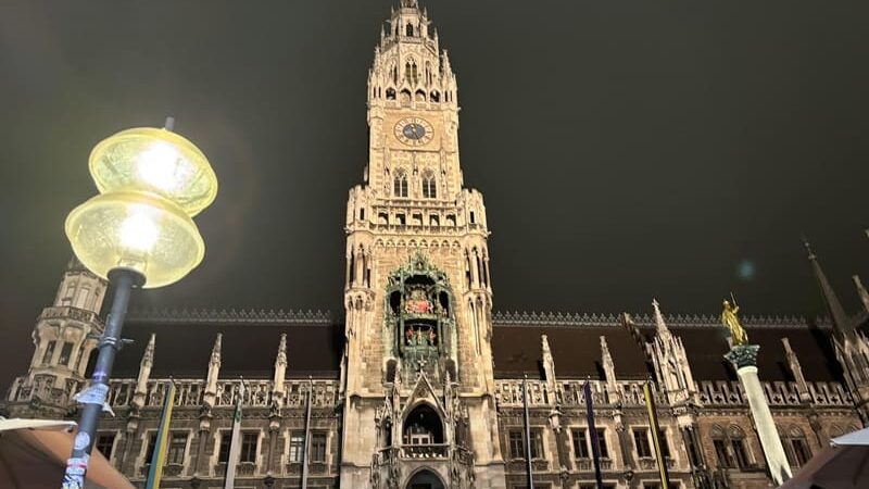 Marienplatz München – Geschichte, Highlights & Geheimtipps für deinen Besuch