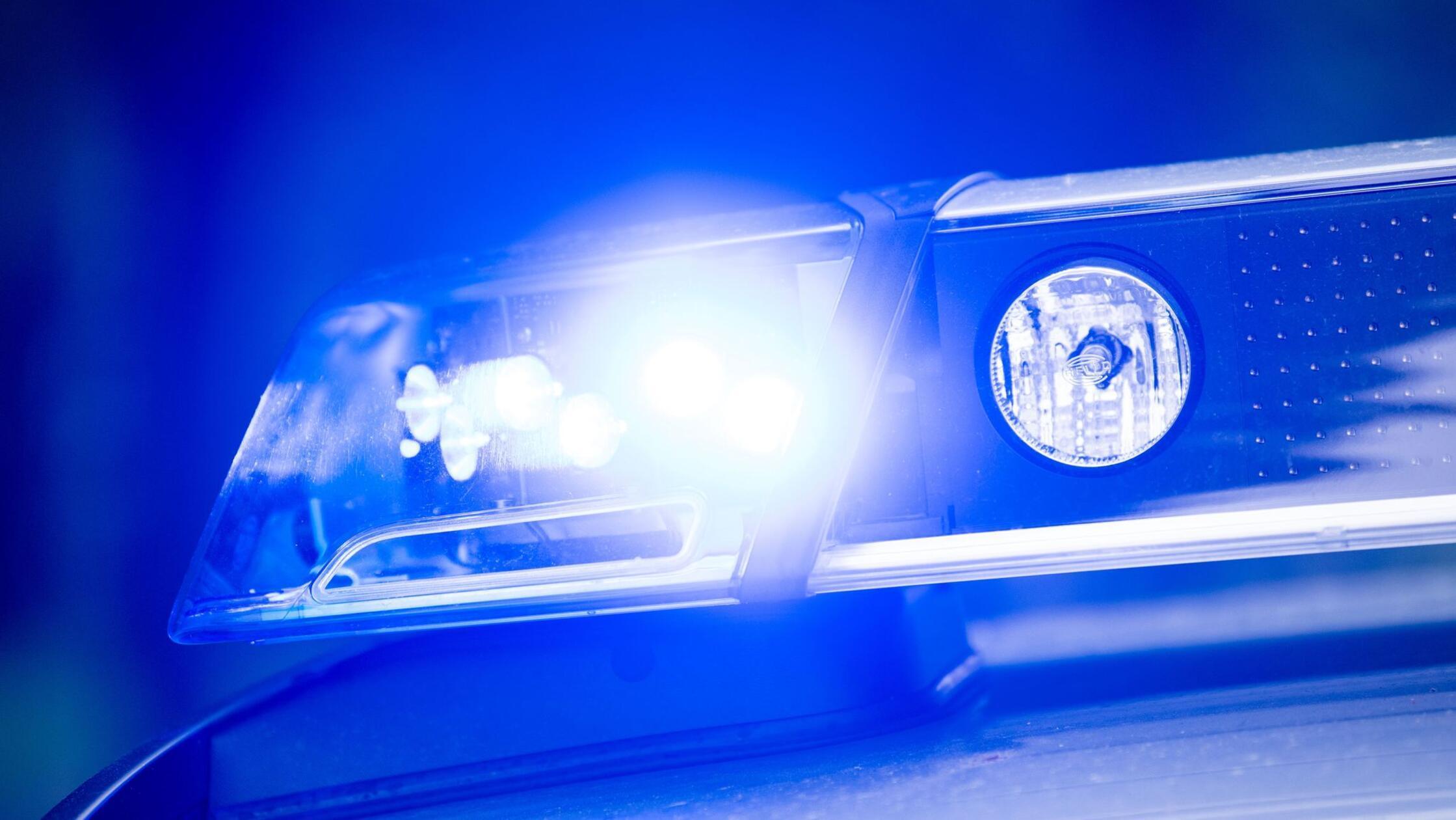 Arbeiter stirbt bei Sturz aus fünf Metern Höhe
