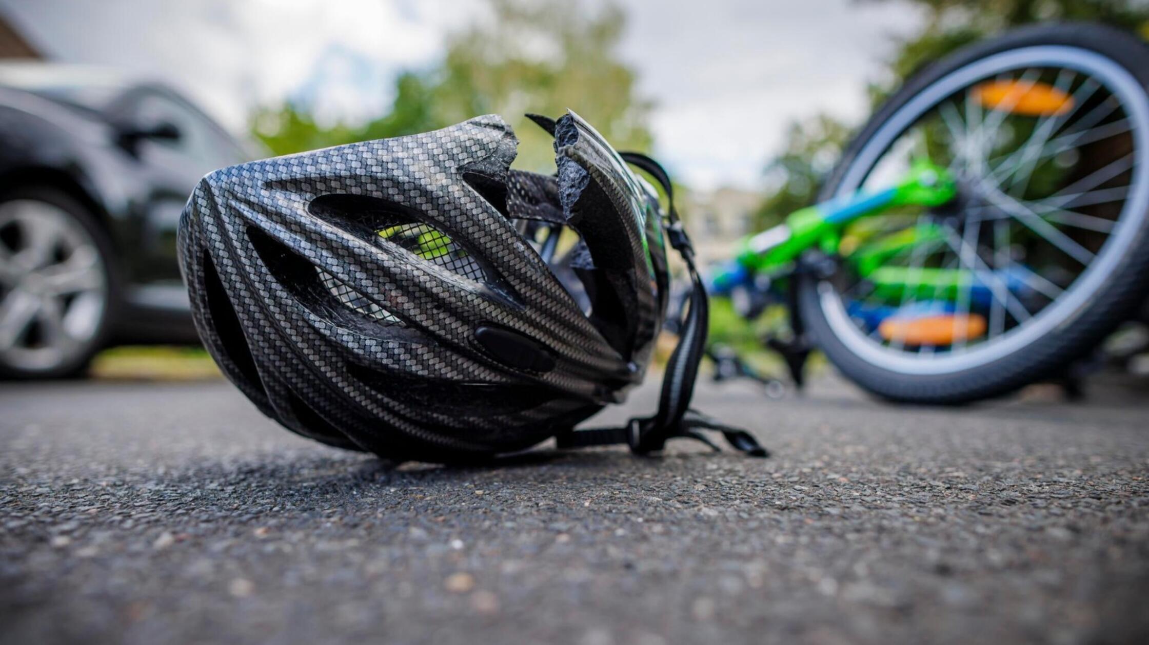 Schrecklicher Fund in Franken: Radfahrer liegt tot in Gebüsch – Polizei ermittelt