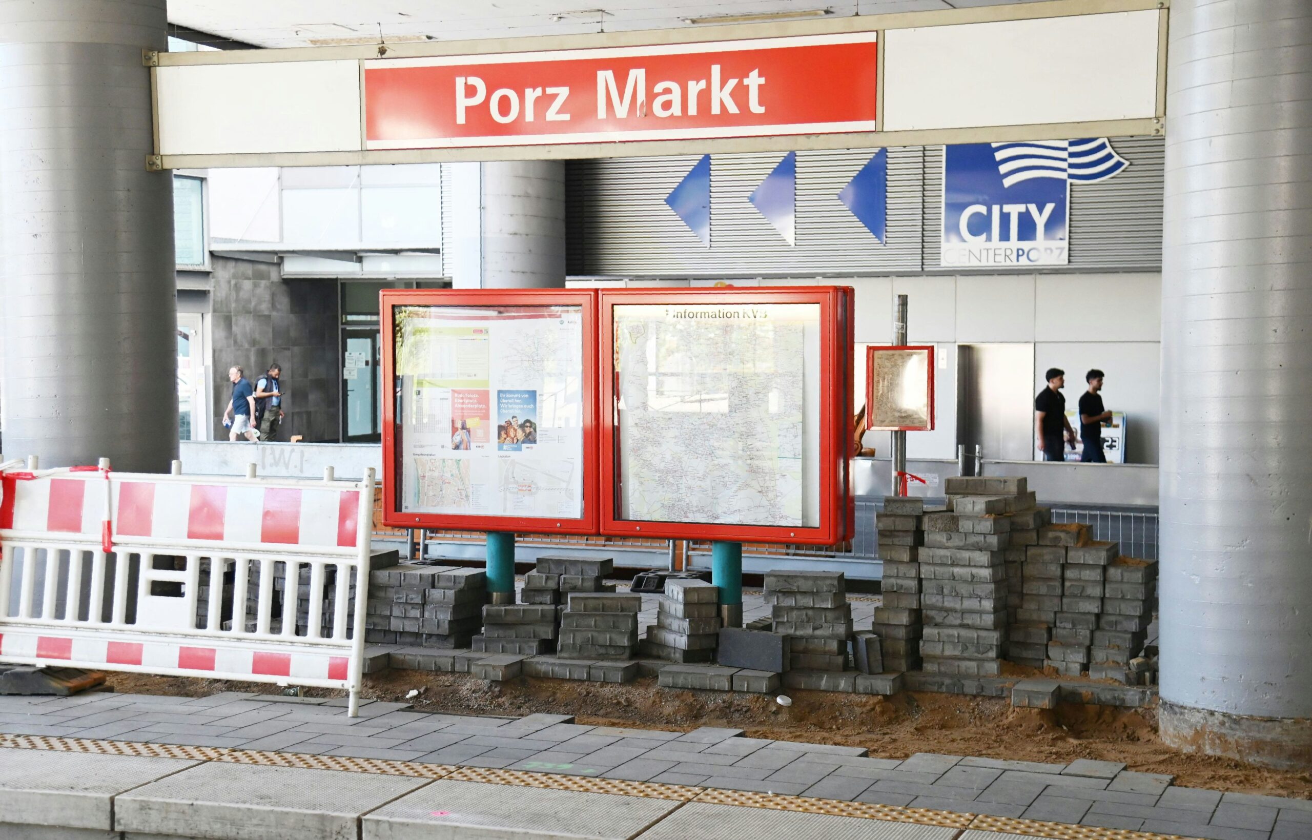 KVB-Haltestelle macht Probleme: Porz Markt muss wegen Absackungen erneut teilweise gesperrt werden