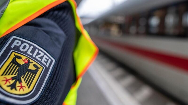 Zugverkehr: Behinderungen auf Bahnstrecke zwischen Augsburg und München nach Unfall