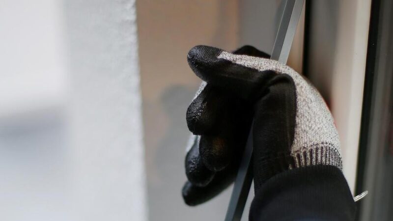 Polizei ermittelt nach Einbruch in Einfamilienhaus