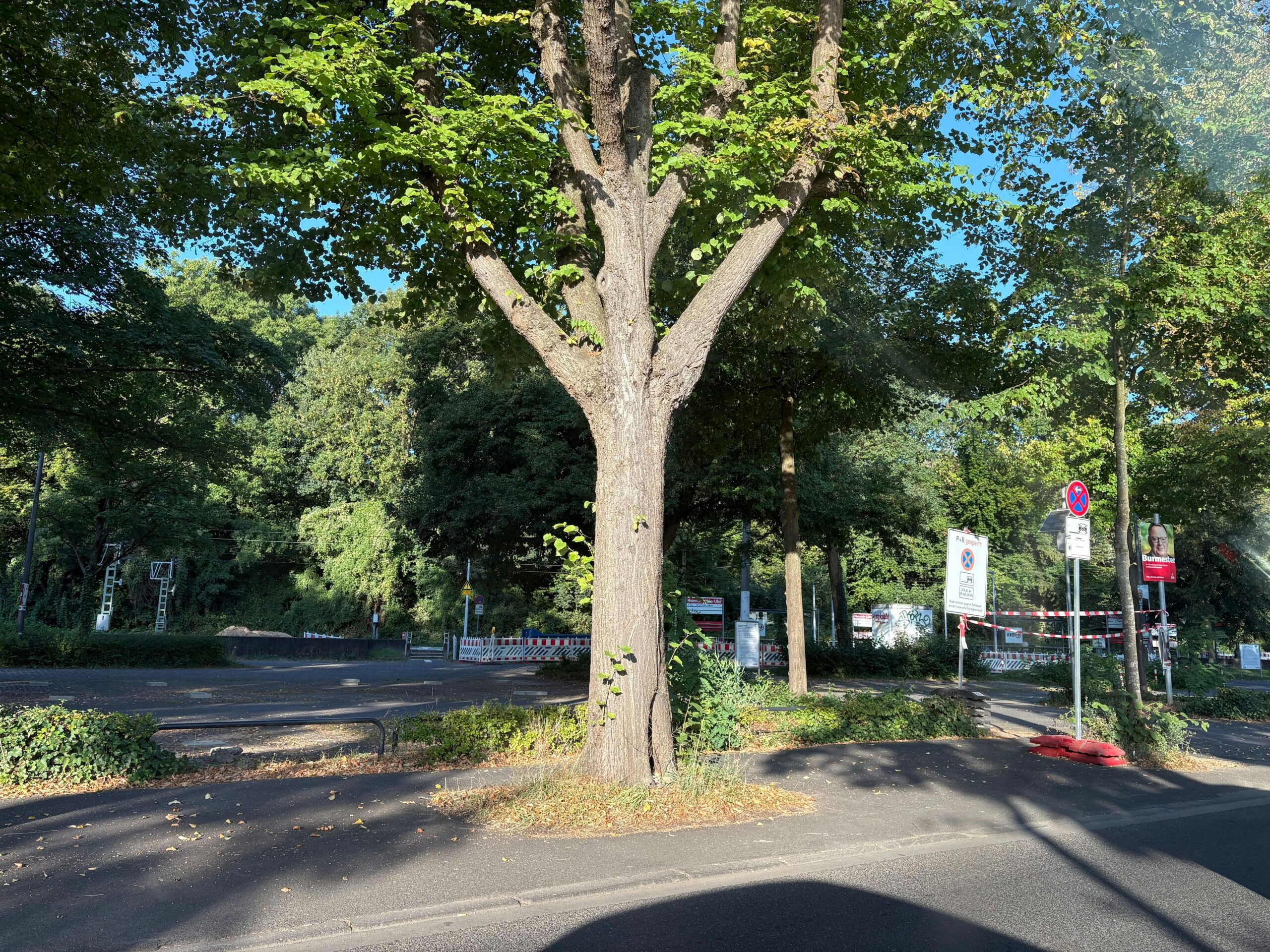 P+R Marienburg: Parkplatz an Haltestelle „Heinrich-Lübke-Ufer“ gesperrt