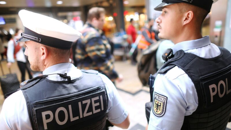 Kölner Lichter: Bundespolizei korrigiert Falschmeldung zu Glasflaschenverbot