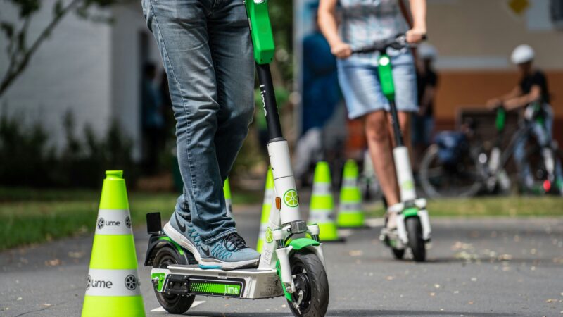 Steigende Unfallzahlen: Polizei bietet kostenloses E-Scooter-Training beim Gamescom City Festival an