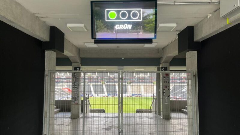Eintracht Frankfurt setzt auf Ampel-System gegen Blockschmuggel
