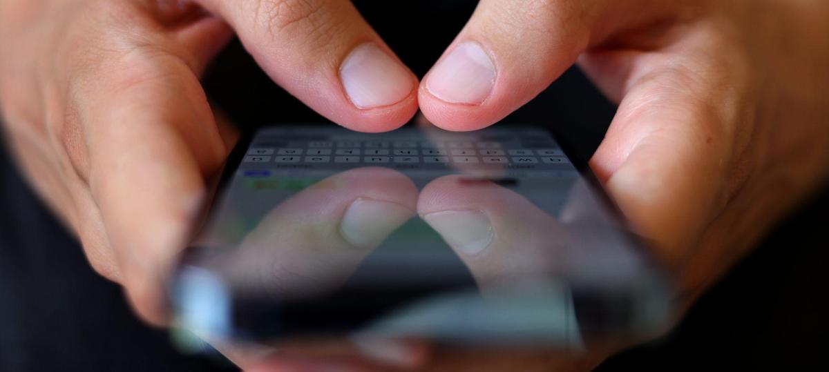 Augsburgerin wird bei Online-Verkauf Opfer eines Betrügers