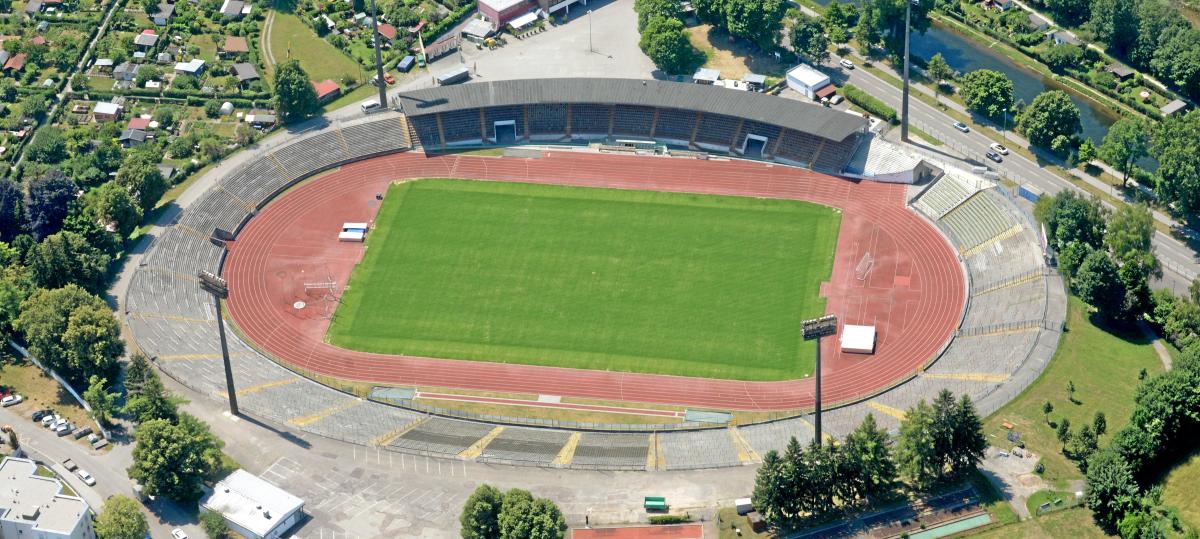 Ein Football-Spiel im Rosenaustadion setzt den Sportreferenten unter Druck
