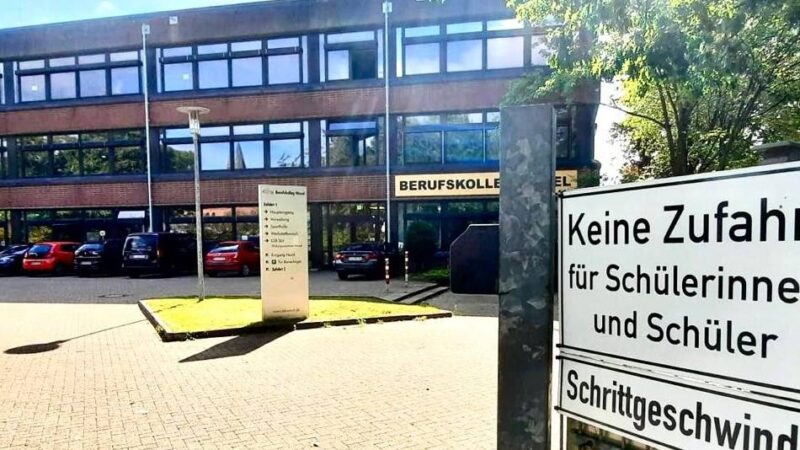 Lehrerin über 15 Jahre krankgeschrieben: „Gravierendes Fehlverhalten“ in Behörde – Feller will Disziplinarverfahren