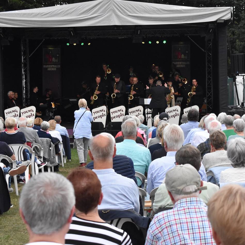 Marienthaler Abende gehen zu Ende: Klangvoller Schlusspunkt mit Big-Band-Sound