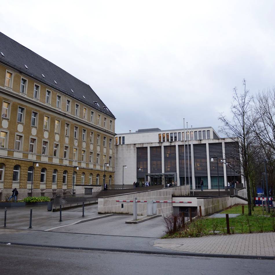 Prozess in Wuppertal: Unternehmer soll illegal Giftmüll abgekippt haben