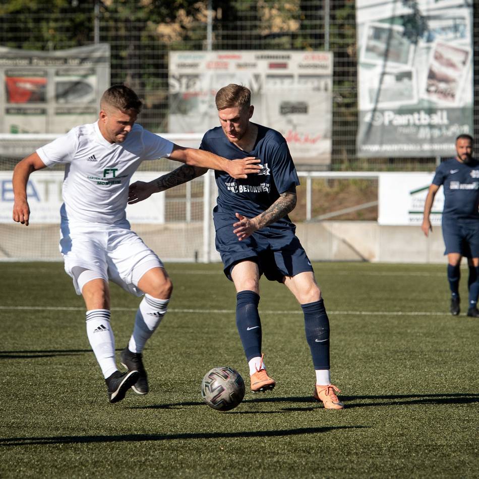 In der Fußball-Bezirksliga: So läuft es beim HSV Langenfeld mit dem XXL-Umbruch