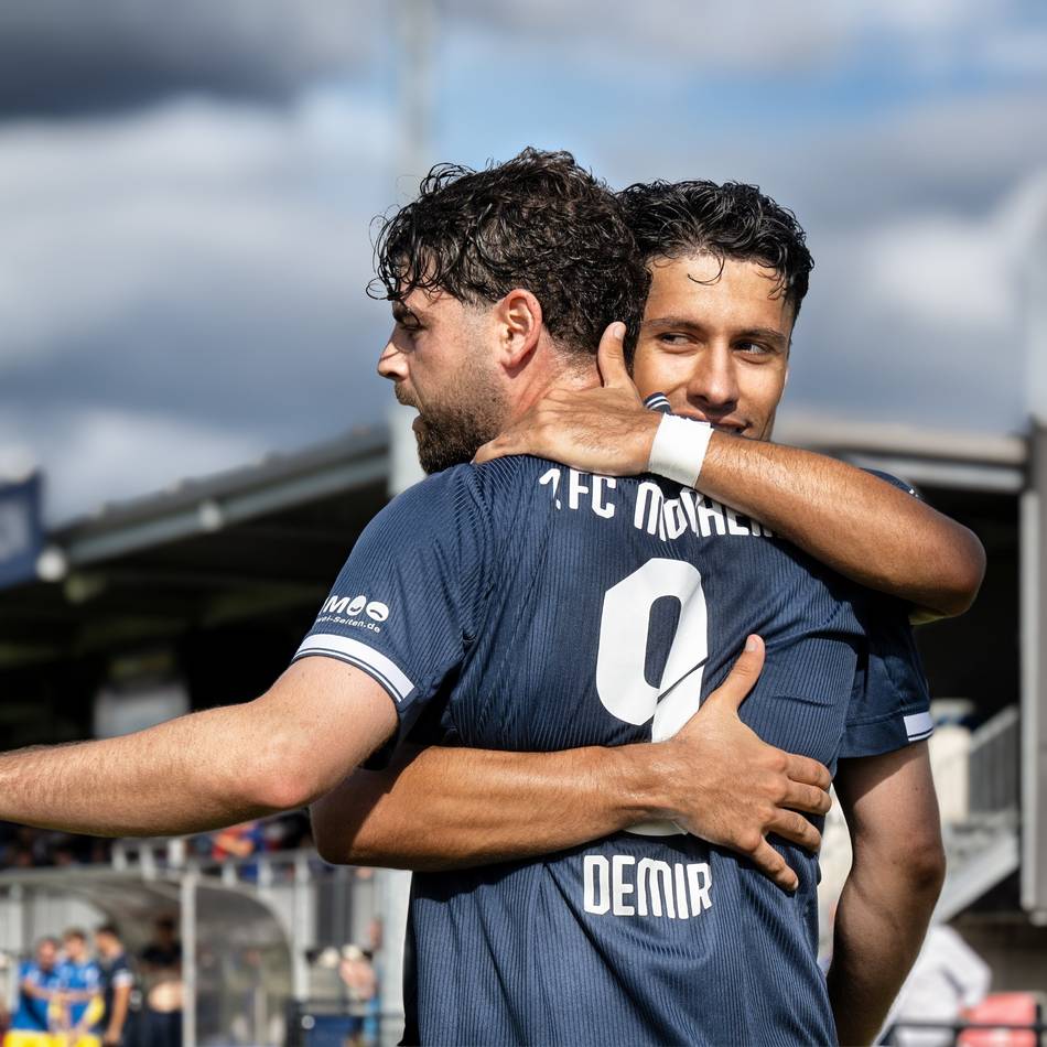 Heimsieg des 1. FC Monheim: Dreierpacker Demir – von der Bank ins Glück