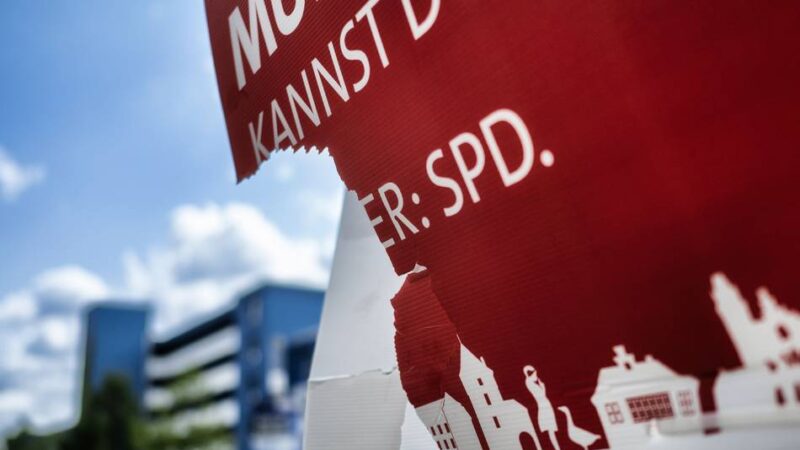 Kurz vor der Kommunalwahl: So gehen Monheims Parteien mit Plakatzerstörung um