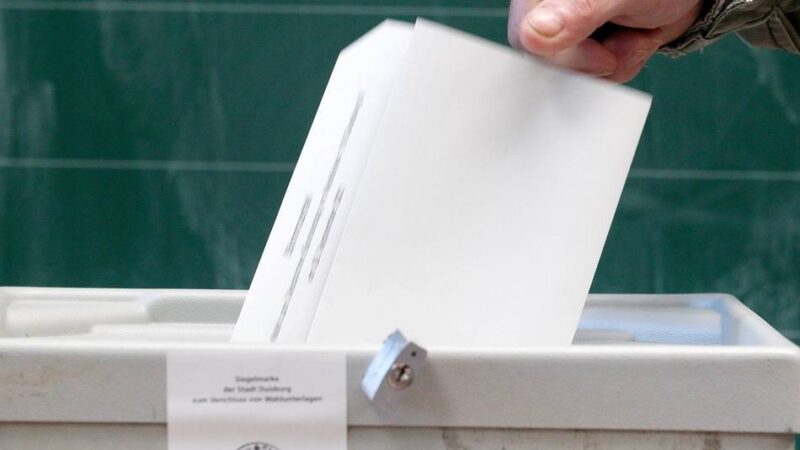 Wahlkampf in Meerbusch: Austausch über Rheinfähre, Schulen und andere Themen