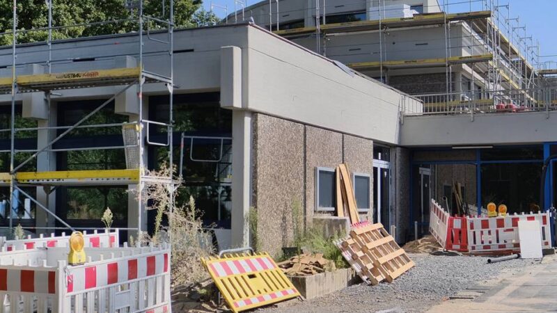 Stadt gab Auskunft: Stadttheater: Große Probleme bei der Sanierung