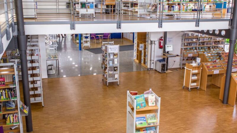 Programm in Dormagen: Das ist im September in der Stadtbibliothek los