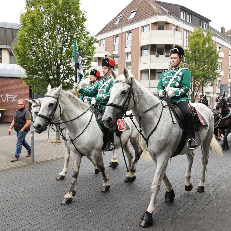 Brauchtum in Mönchengladbach: Eickener Schützen feiern rauschendes Fest voller Ehrungen