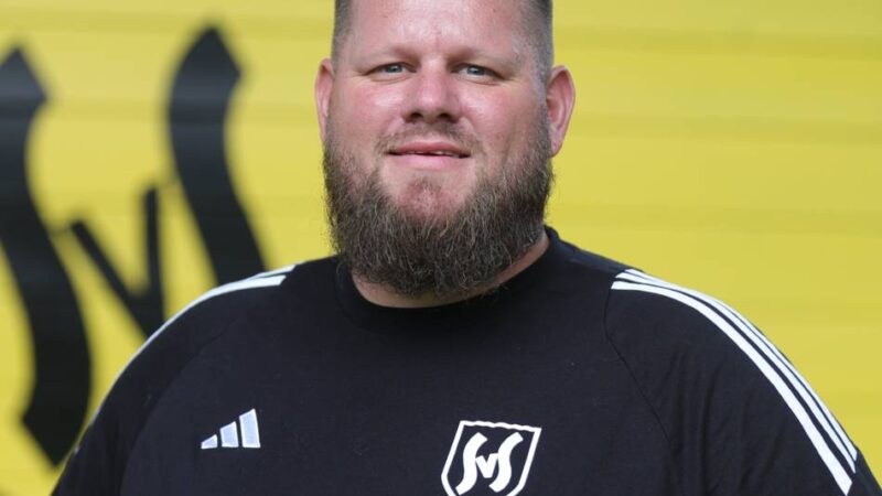SV Schlebuschs Trainer Sven Bellinghausen im Interview: „Wir können jeden Gegner vor Probleme stellen“