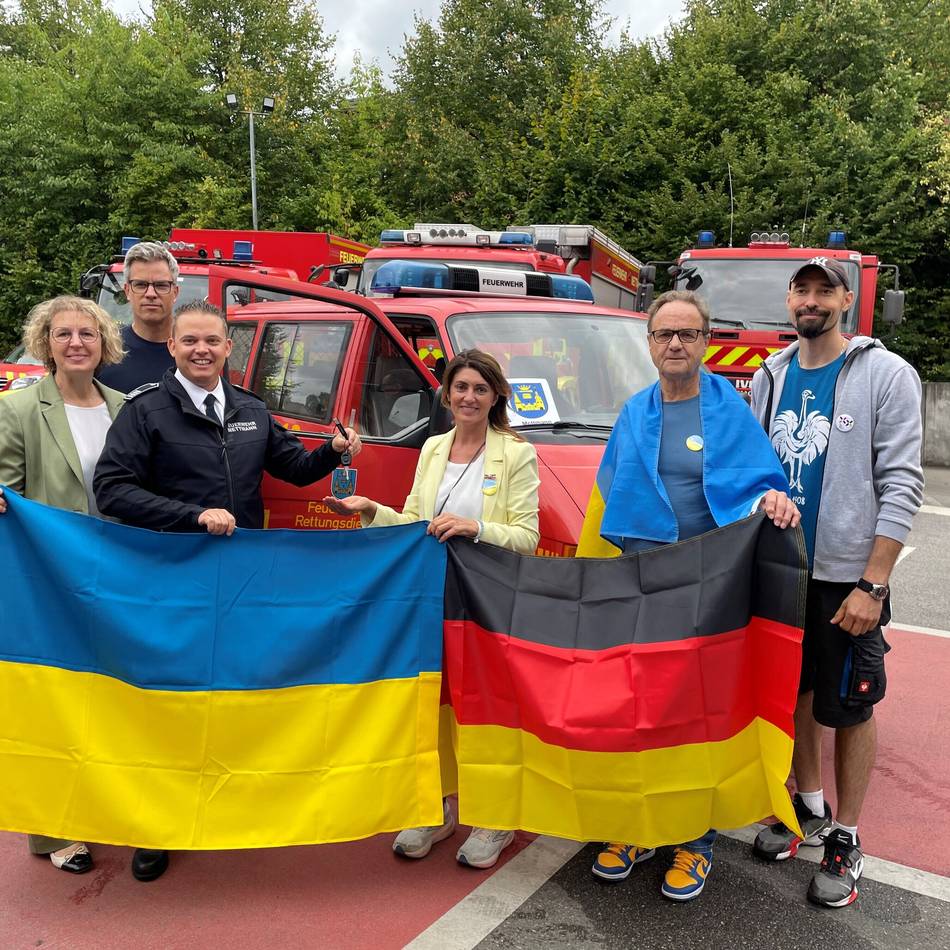 Engagement in Mettmann: Feuerwehr-Fahrzeug als Spende für die Ukraine