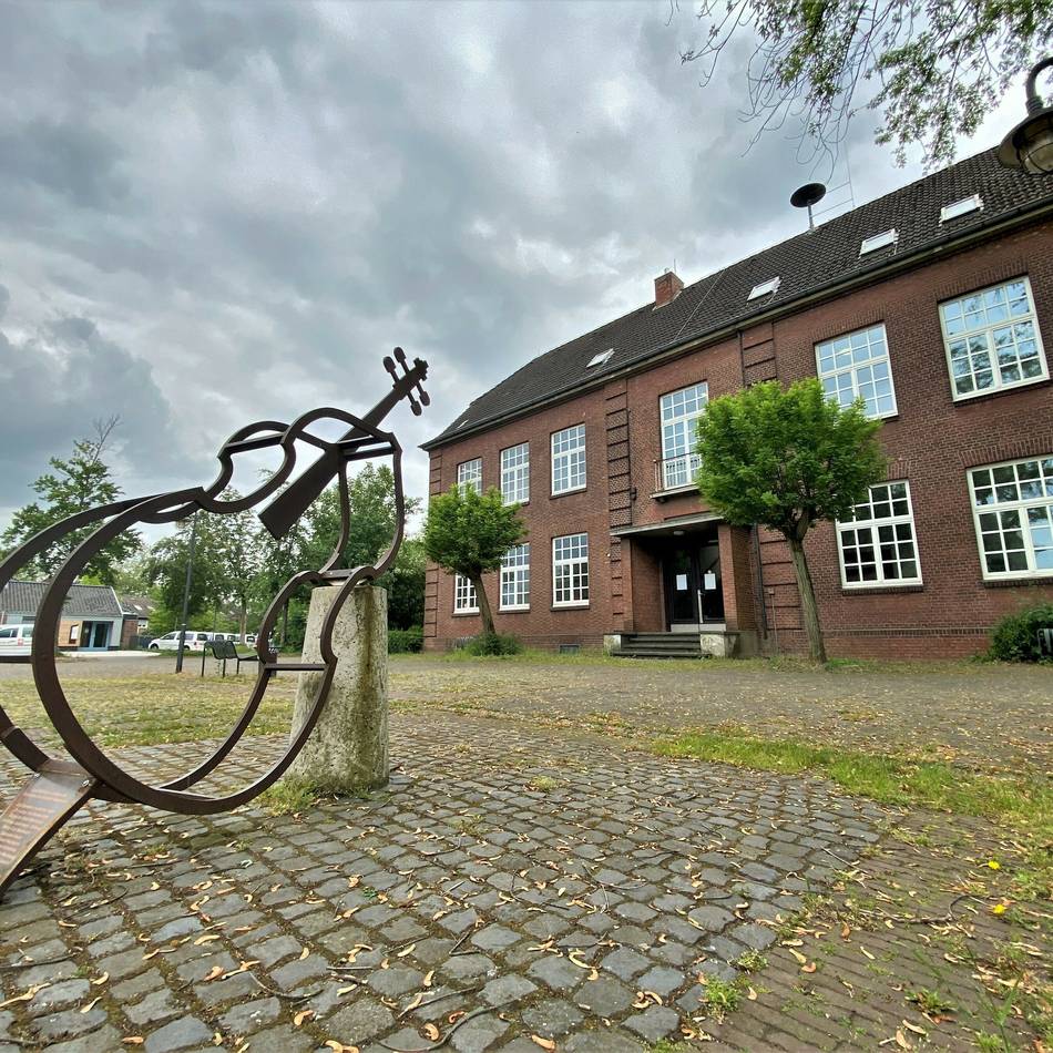 Musikunterricht in Meerbusch: Instrumente kennenlernen beim „Schnuppertag“ der Musikschule