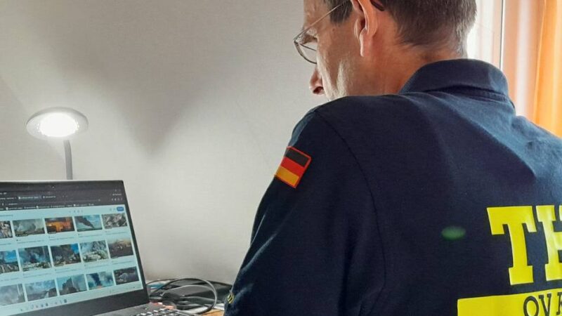 Online-Einheit des THW: Tönisvorster bei Großbrand in Hamburg im Einsatz