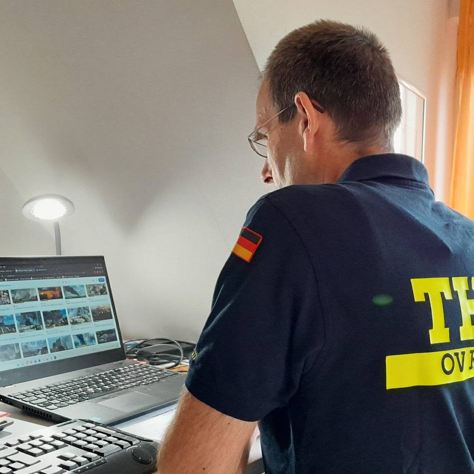 Online-Einheit des THW: Tönisvorster bei Großbrand in Hamburg im Einsatz