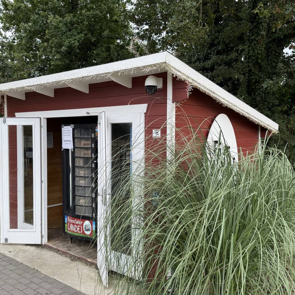 Diebstahl in Bedburg-Hau: Selbstbedienungsautomat aufgebrochen – Betreiber zieht Konsequenzen