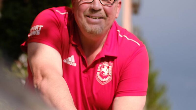 In der Kreisliga A: Zwischen Lintorf und Tiefenbroich wird es knallhart