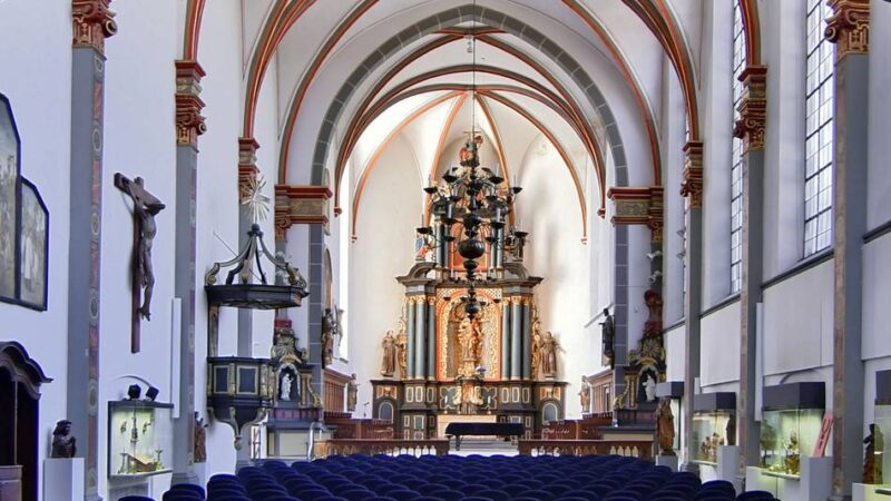 Kommunalwahl 2025 in Kempen: Parteien stellen sich Bürgerfragen in der Paterskirche