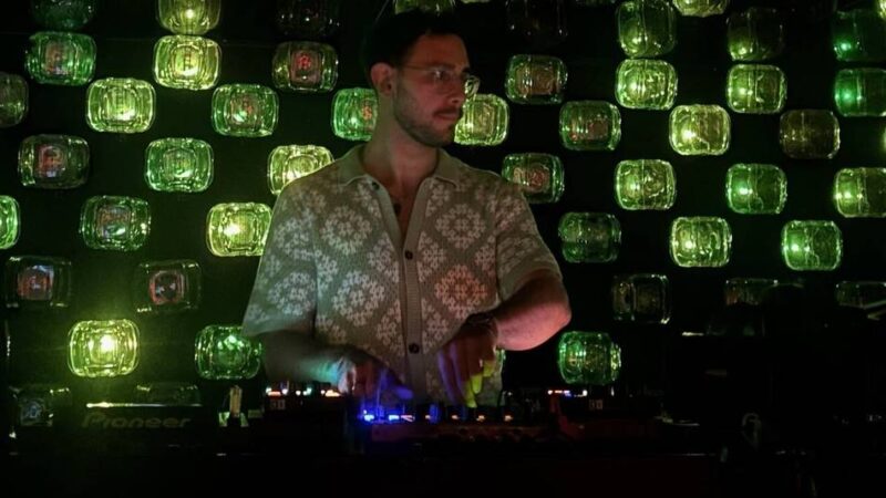 Musik in Mönchengladbach: Eine lange Nacht im Party-Schlaraffenland