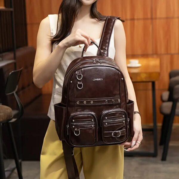 Moderner Damen-Rucksack im Punk-Stil mit Nieten-Details – Bild 8