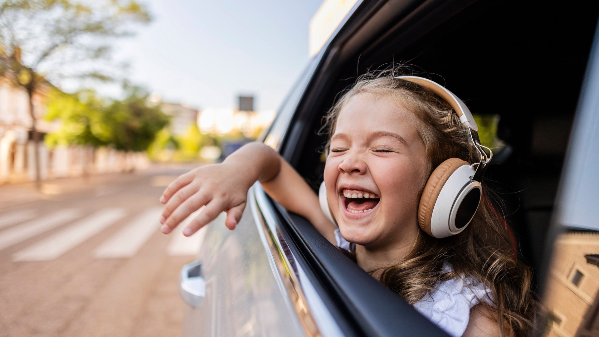 Fröhliche Musik hilft gegen Reiseübelkeit